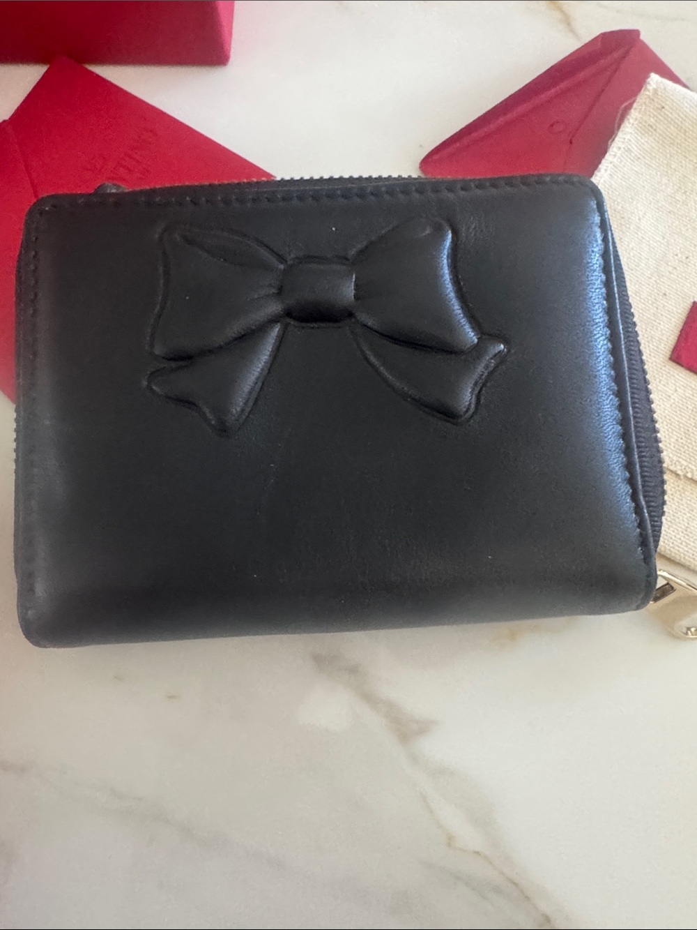 Valentino Black Leather Bow Zip wallet new - Picture 5 of 15